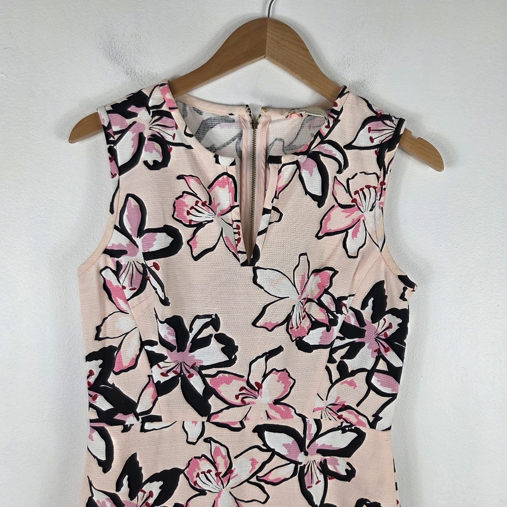 Lilly Pulitzer Tiger Lilly Floral Print Sleeveless Textured Mini Sheath Dress - Picture 3 of 13